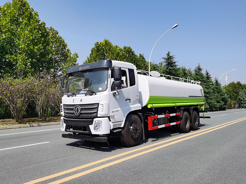 东风20-22方洒水车