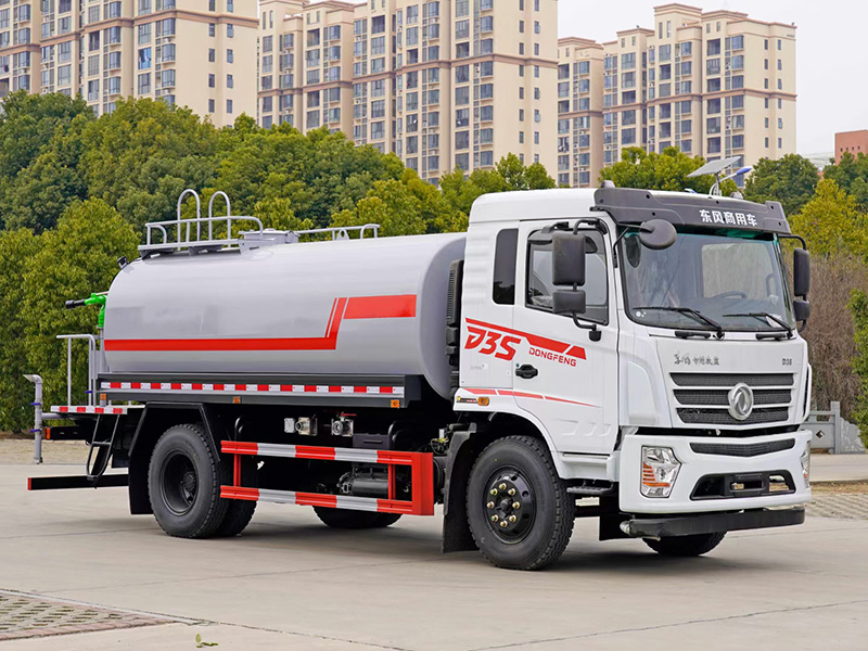 东风D3 12方洒水车