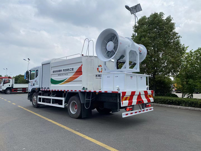 东风D9抑尘车