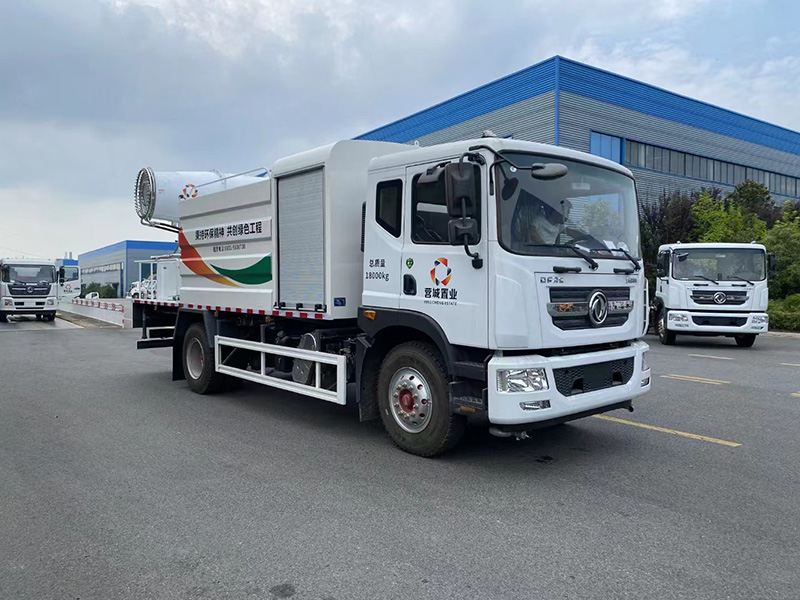 东风D9抑尘车