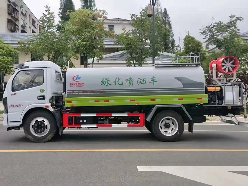 东风福瑞卡9.3方喷雾洒水车