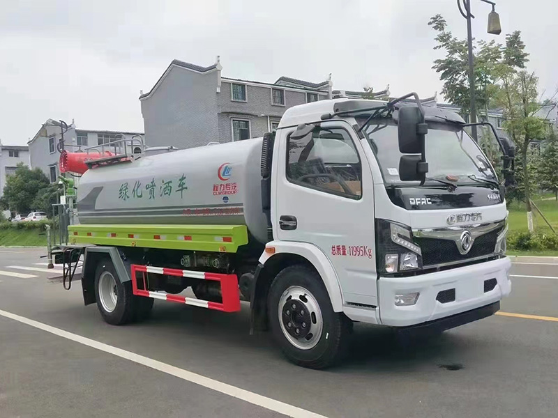 东风福瑞卡9.3方喷雾洒水车