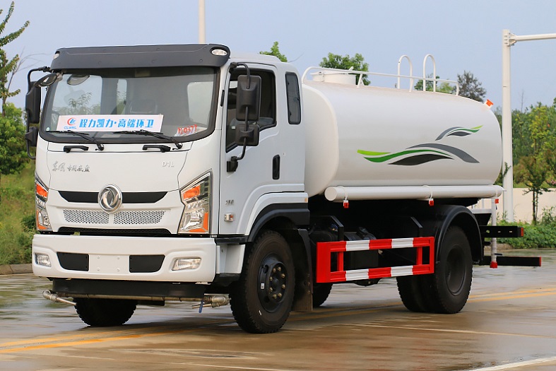 东风专底D1L国六12吨洒水车