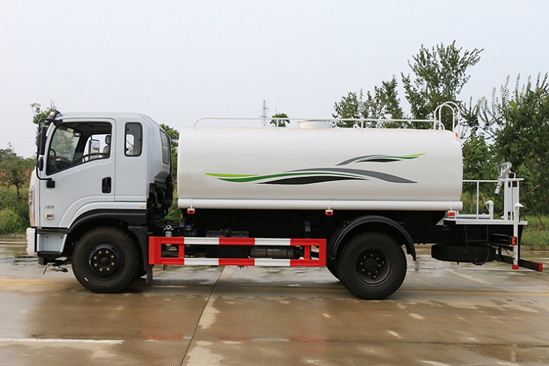 东风专底D1L国六12吨洒水车