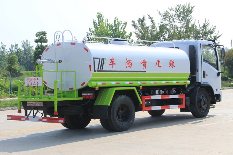 东风大福瑞卡9.2吨洒水车国六
