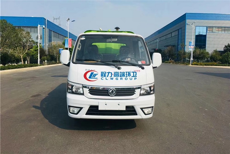 东风途逸3方扫路车国六