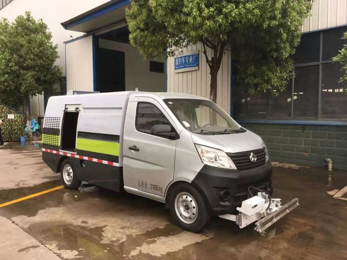 长安小型路面清洗车