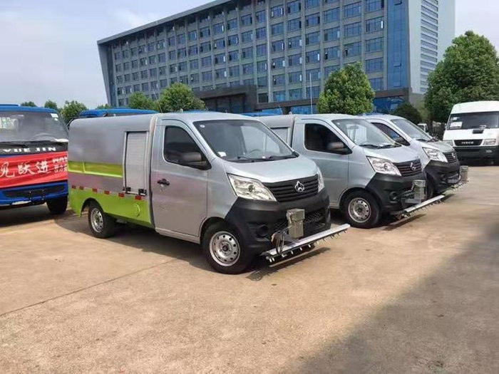 长安小型路面清洗车