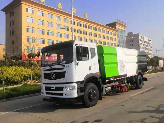 东风T5天然气洗扫车