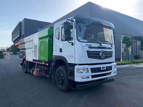 东风T5天然气洗扫车
