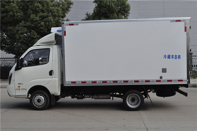 3.1米奥驰冷藏车