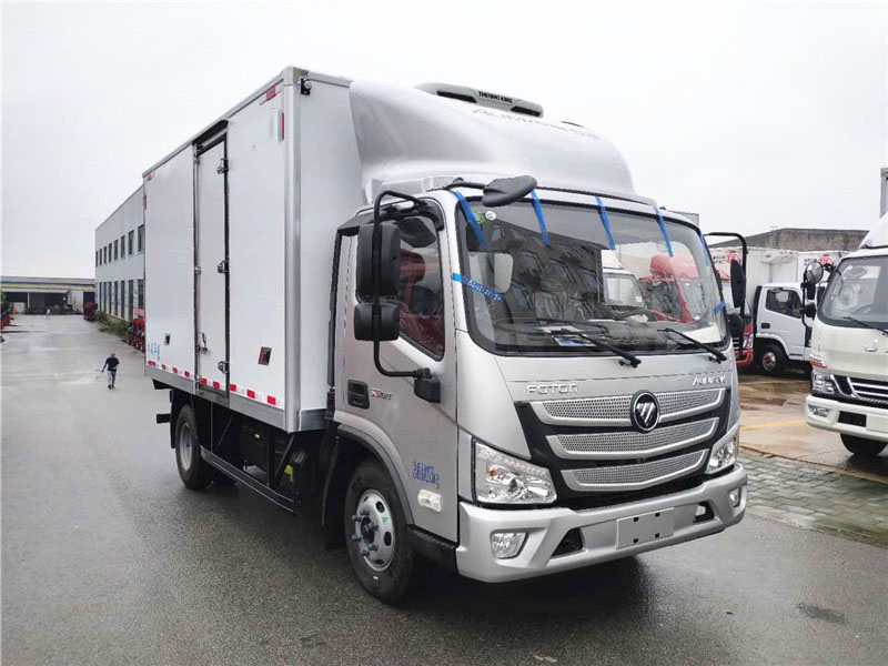 福田欧马可冷藏车156马力肉钩