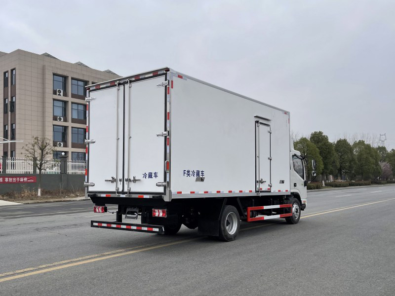 5.2米江淮冷藏车