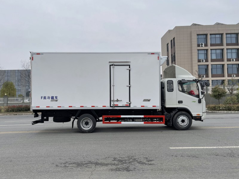 5.2米江淮冷藏车