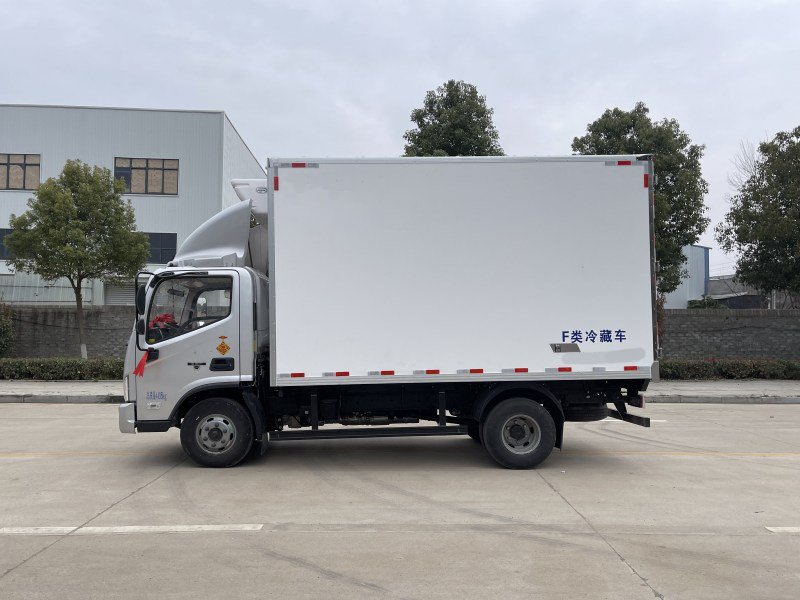 福田欧马可冷藏车