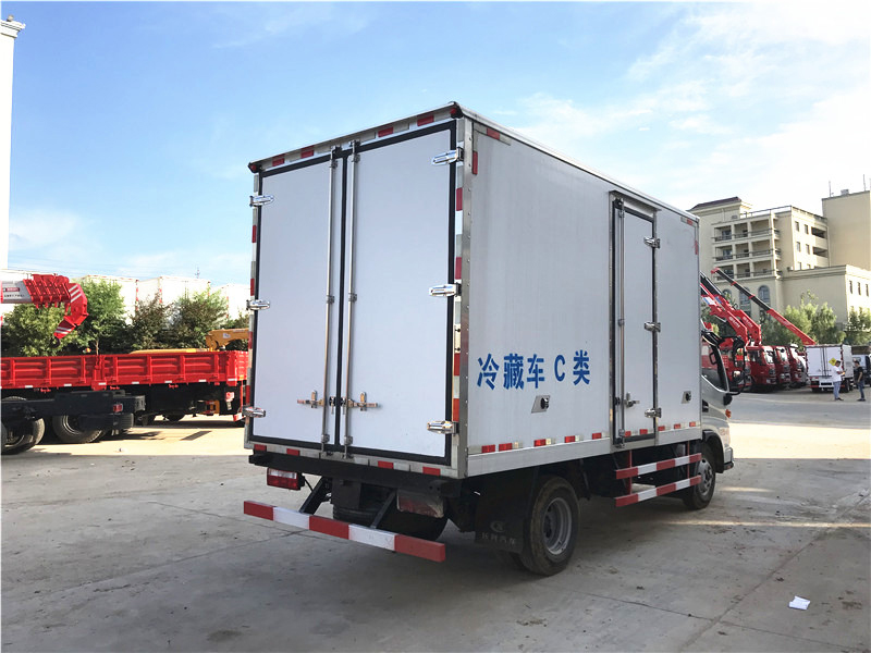 江淮骏铃V5冷藏车