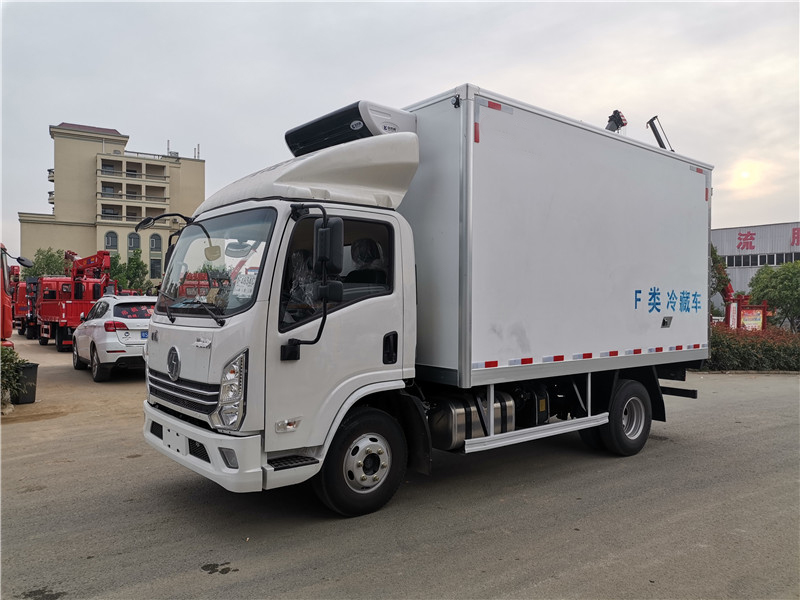 陕汽德龙K3000冷藏车