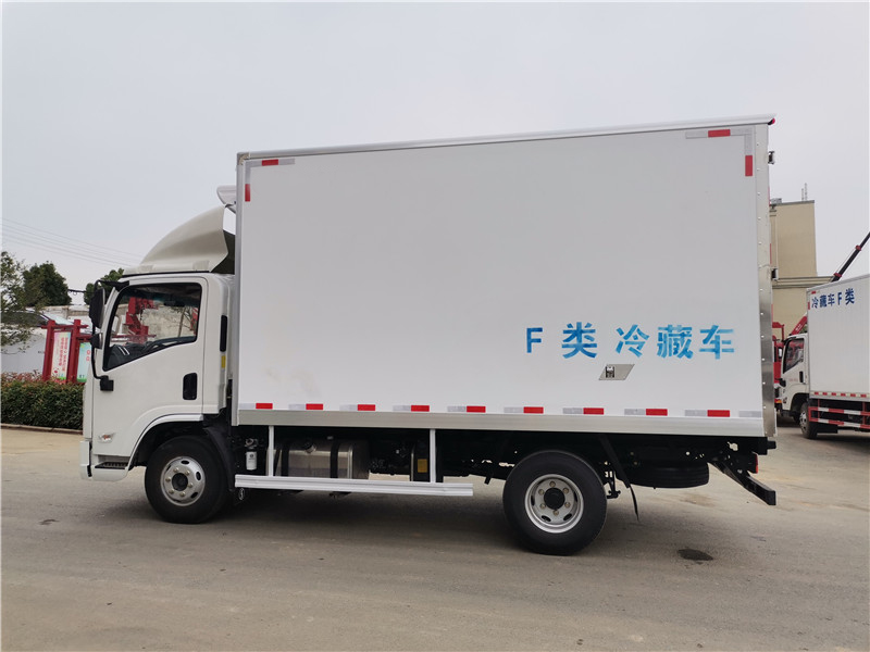 陕汽德龙K3000冷藏车
