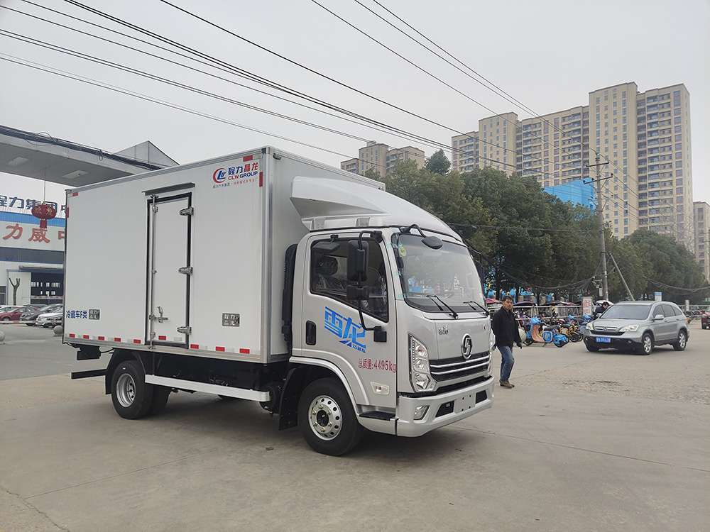 陕汽徳龙雪龙K1冷藏车