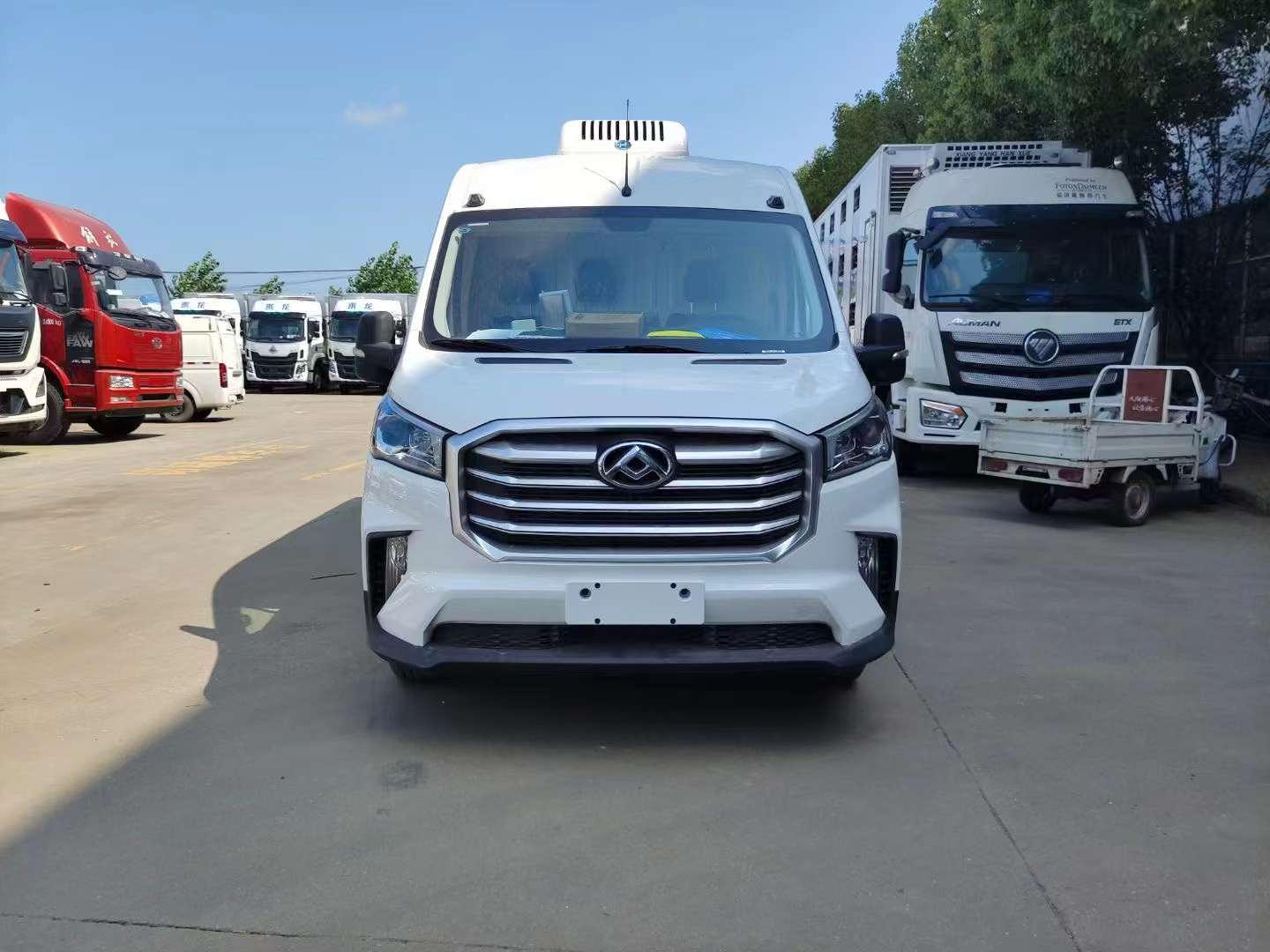 上汽大通面包冷藏车