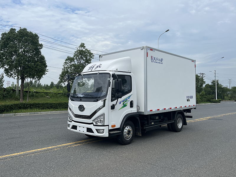 解放虎6G插电式混合动力冷藏车