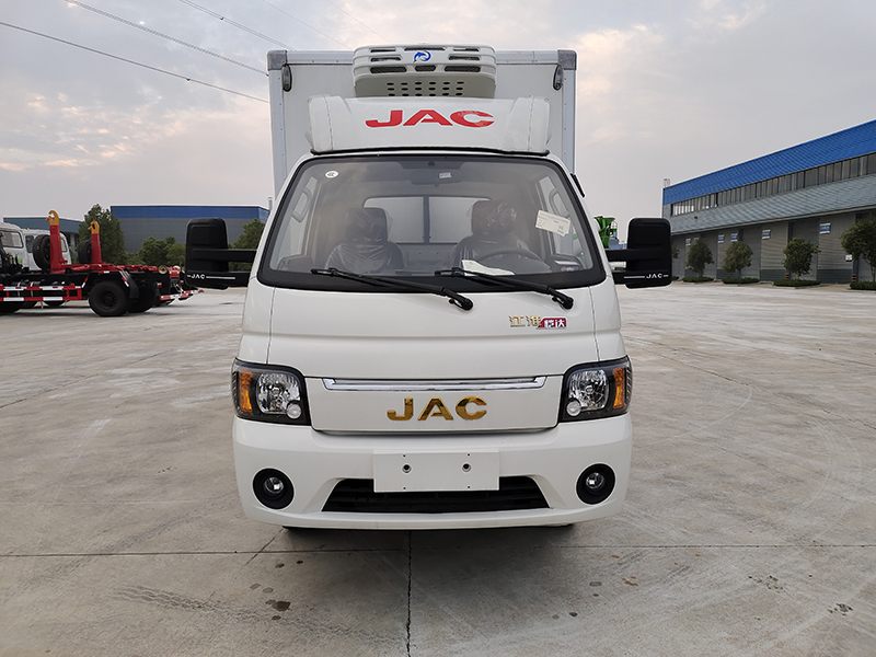JAC康铃X5双支架冷藏车汽油120马力