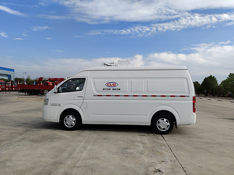 福田G9面包冷藏车