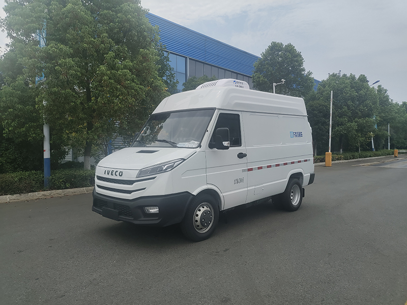 依维柯短轴冷藏车