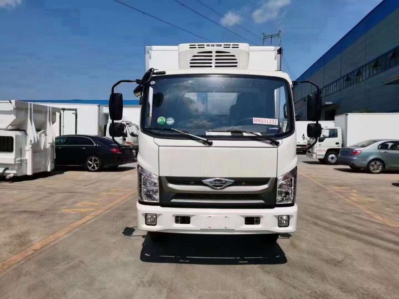 福田领航H2冷藏车