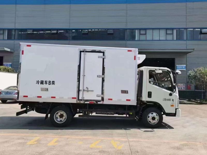福田领航H2冷藏车