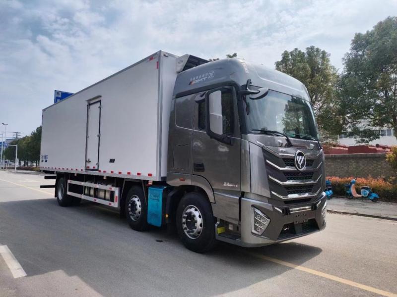 福田新款GTL星翼pro小三轴9.6米冷藏车