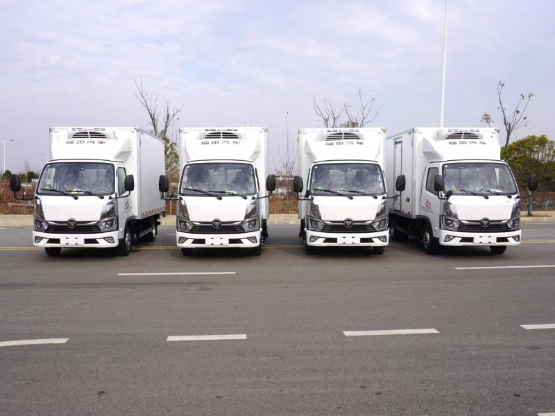 3.7米福田奥铃M卡冷藏车