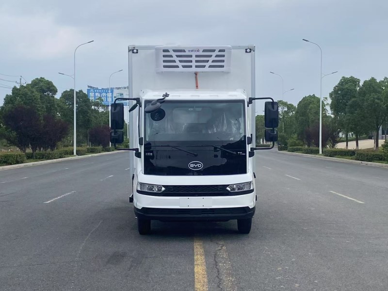 比亚迪T5DM混动冷藏车