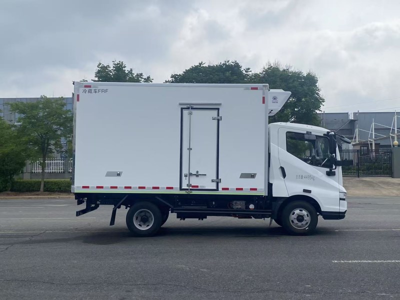 比亚迪T5DM混动冷藏车