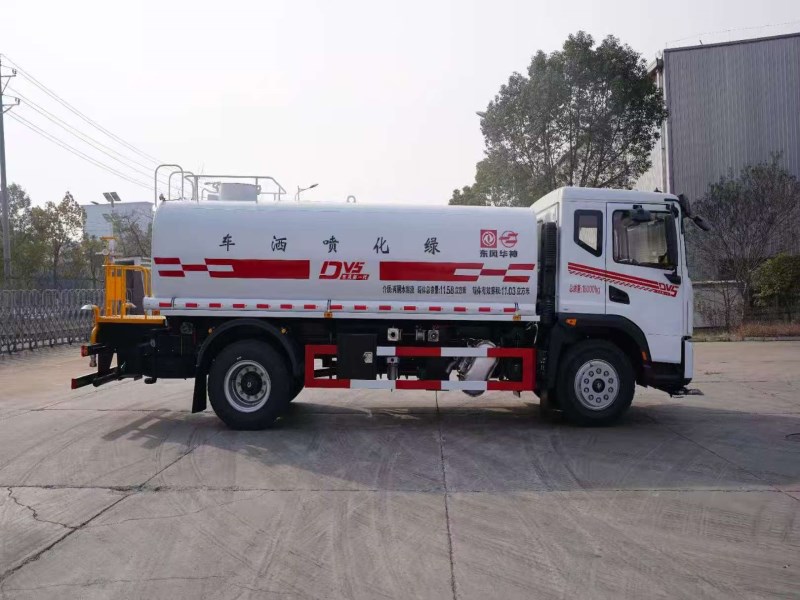 15方东风华神DV5洒水车6缸机