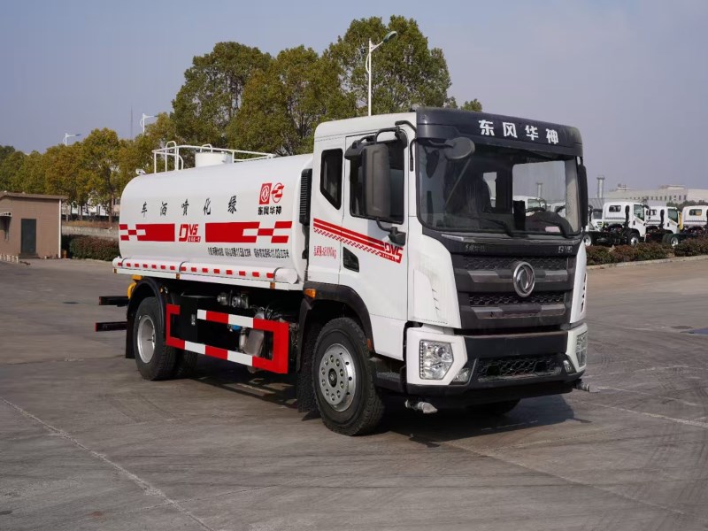 15方东风华神DV5洒水车6缸机