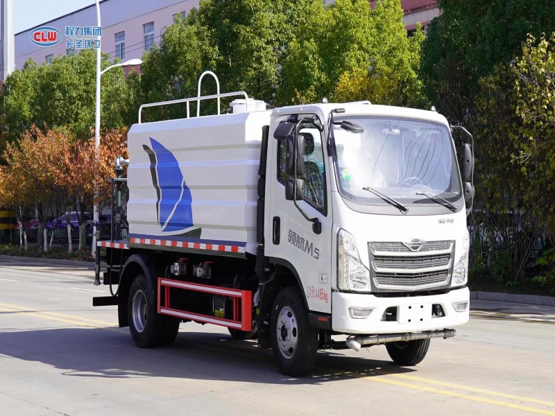 福田蓝牌7方洒水车