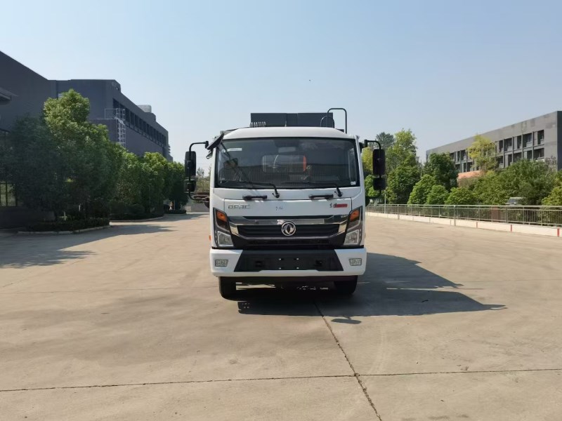 新款12方压缩垃圾车