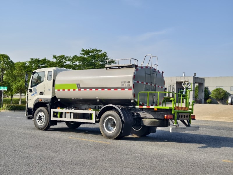 奔驰欧曼·13方/15方·高端单桥洒水车