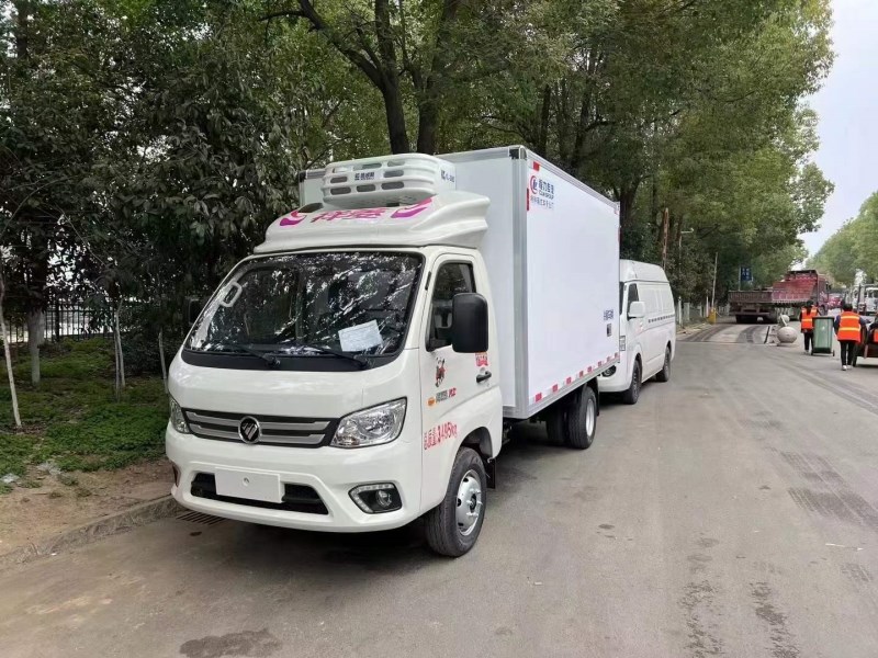 福田M2 蓝牌冷藏车