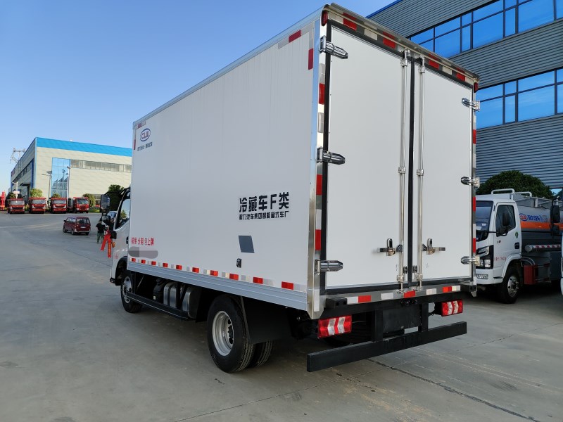 JAC帅铃E国六庆玲五十铃130马力冷藏车