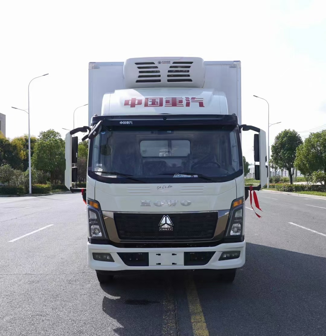 重汽豪沃统帅 T5(宽体)冷藏车(国六)