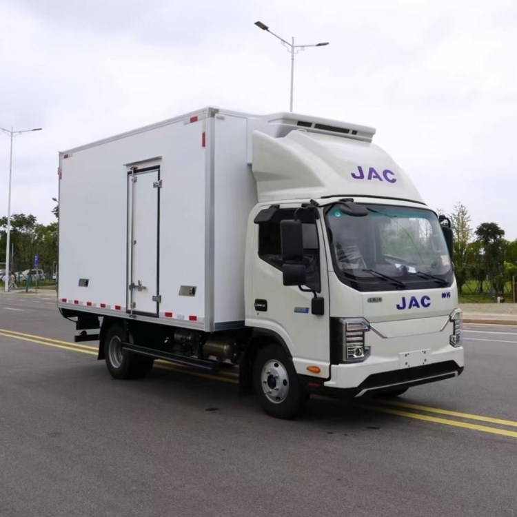 江淮帅铃ES6纯电4.2米冷藏车（100度）