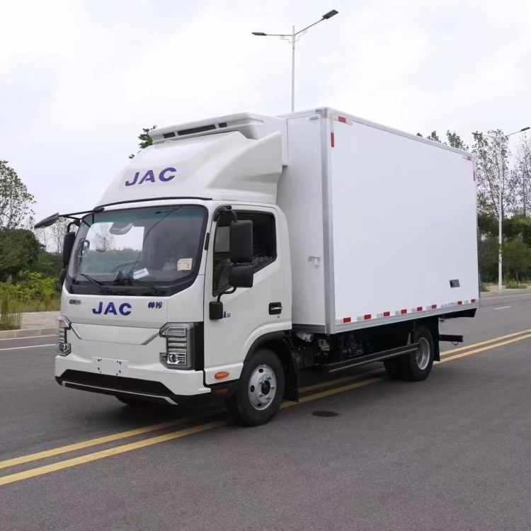 江淮帅铃ES6纯电4.2米冷藏车（100度）