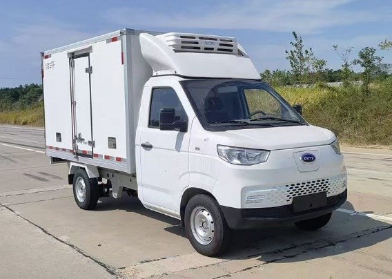 开瑞X5纯电动冷藏车（50.38度电80KW）