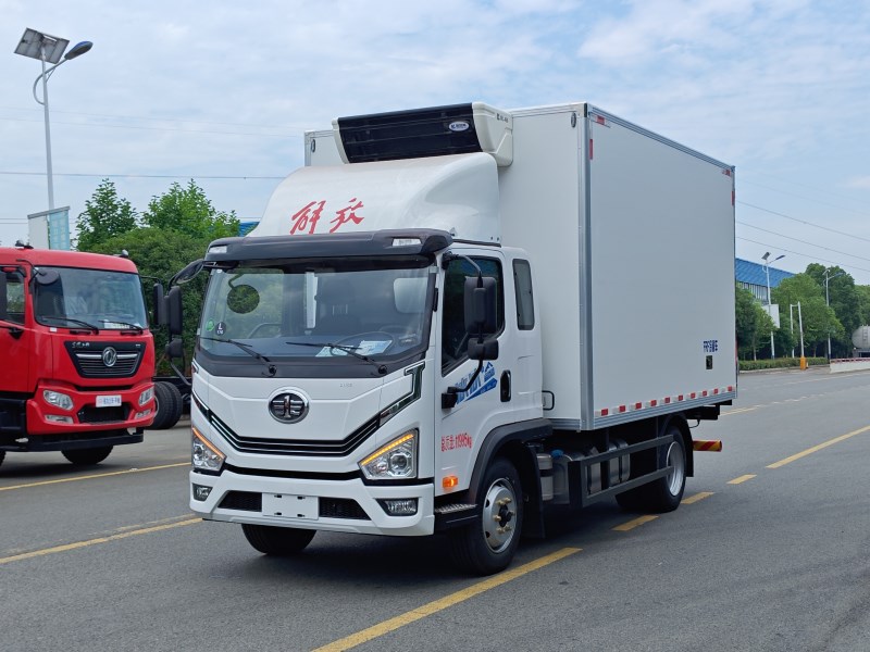 4.2米小黄牌解放虎6G冷藏车