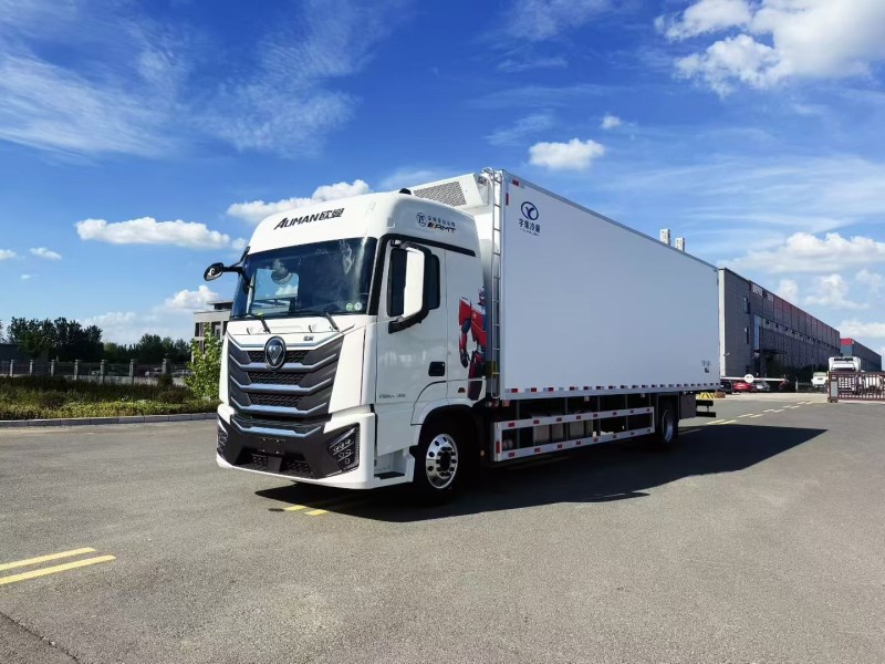 9.6米冷藏车-欧曼GTL