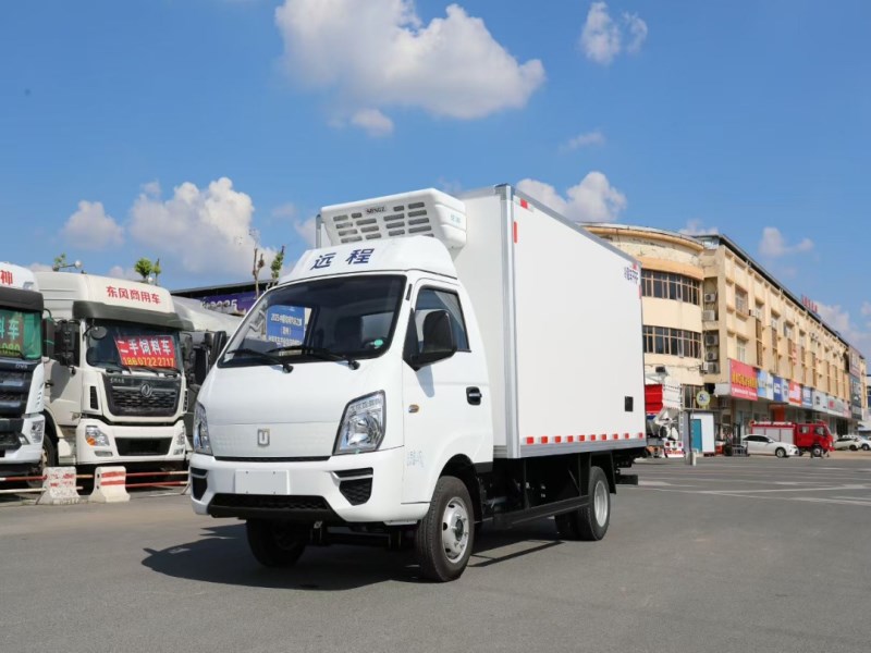 吉利星智F5E纯电动冷藏车（后双轮）