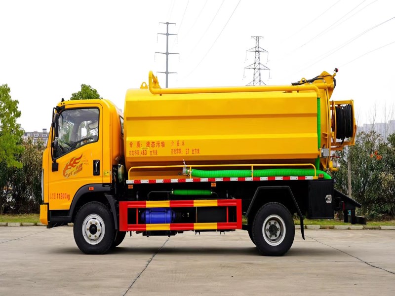 重汽豪曼新款10方‮洗清‬吸污车