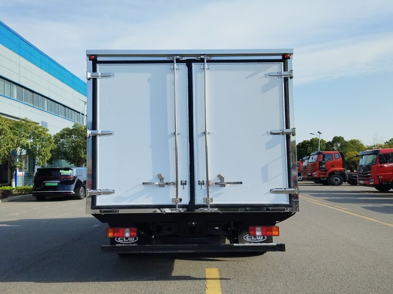 重汽豪沃七星悍将冷藏车4.2米